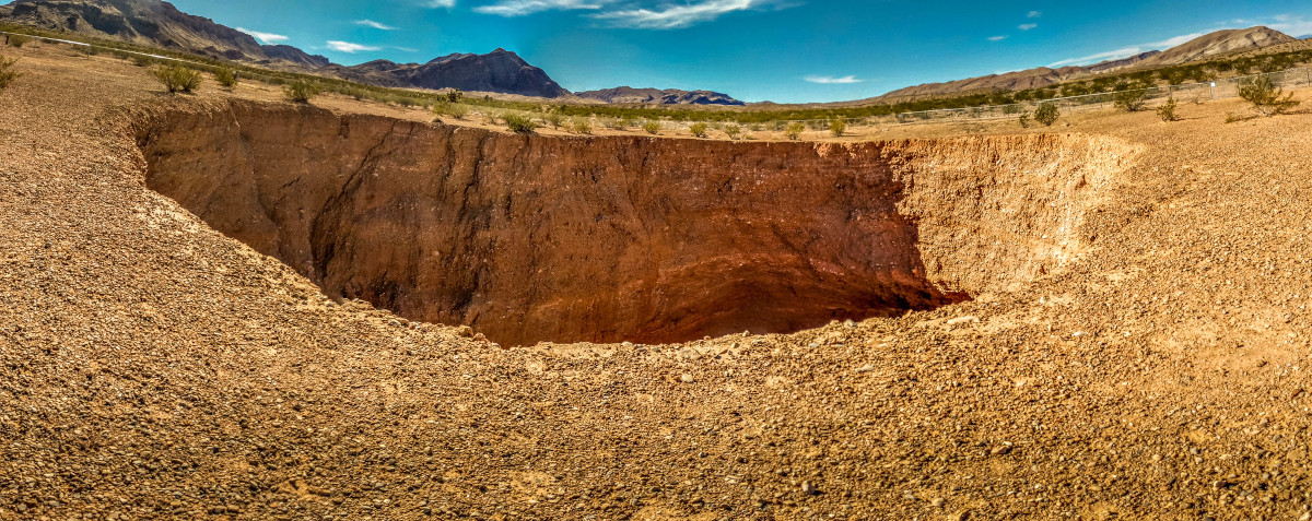 Devil's Throat